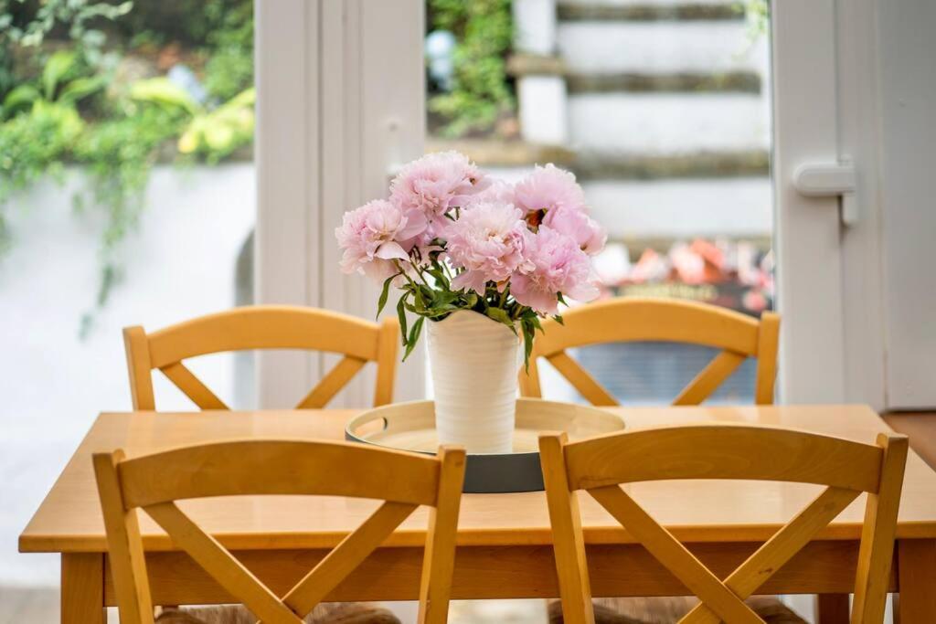 Stunning 4 Bedroom House In Central Bath Kültér fotó